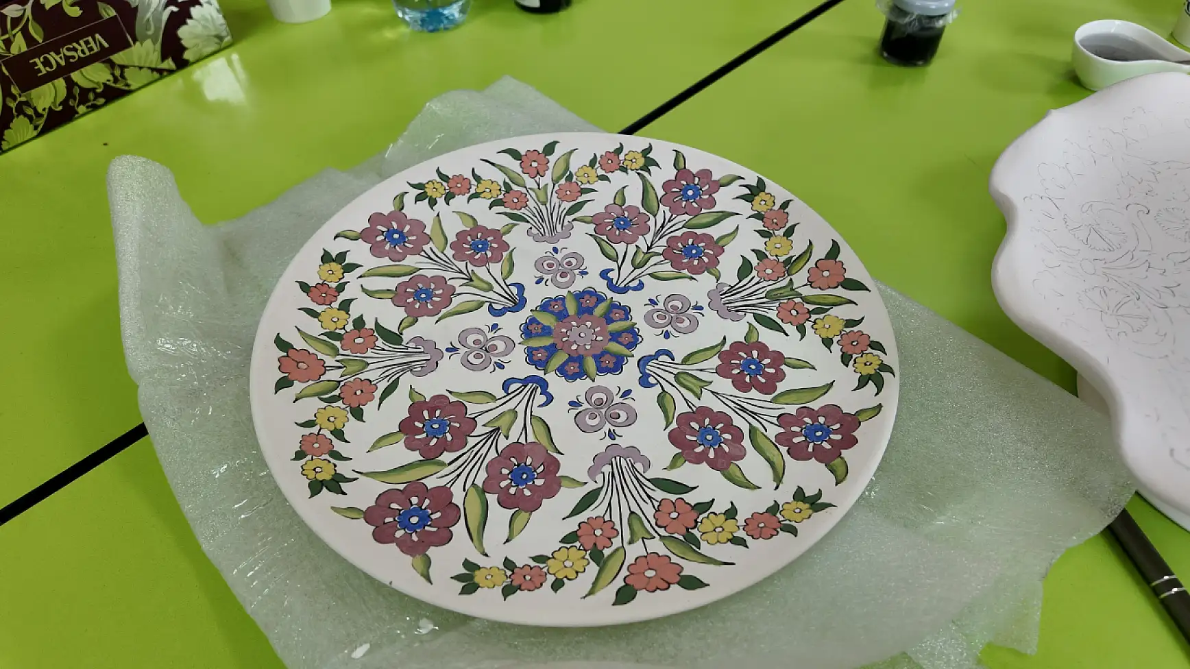 KAYMEK’te çini sanatı yeniden hayat buluyor
