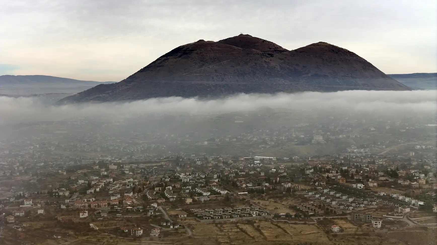 Kayseri'de 2 gündür sis etkisini sürdürüyor