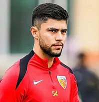 Arif Kocaman Sakaryaspor'a gitti! Maaş detayı dikkatlerden kaçmadı