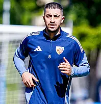 Baki Ersoy'un işaret ettiği isim Kayseri'ye geldi! Kayserispor'da yüzler güldü