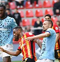 Başakşehir - Kayserispor maçı ertelendi mi?