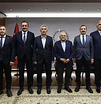 Başkan Büyükkılıç'a komşulardan ziyaretçi akını