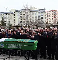 Başkan Büyükkılıç'ın kayınvalidesi son yolculuğuna uğurlandı