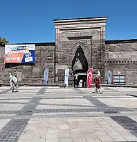 Büyükşehir'in o hizmetinden yüzlerce kişi yararalandı: Geleceği şekillendiren kararlara önemli destek!