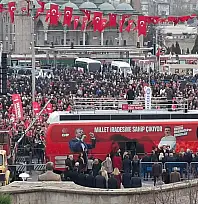 CHP'de Kayseri hareketliliği… Meydan doluyor, gözler Özgür Özel'de