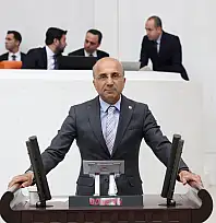 CHP Kayseri'de sular durulmuyor! Aşkın Genç'ten 'Kayyım Gölgesi' çıkışı