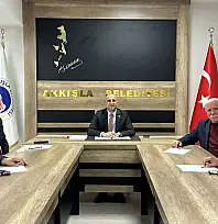 CHP'li belediyeler Akkışla'da bir araya geldi: 2026 yol haritası netleşti!