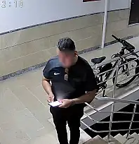 Cinayet zanlısının daha önce eşinin kapısına geldiği ve olaydan sonraki kaçış görüntüleri ortaya çıktı