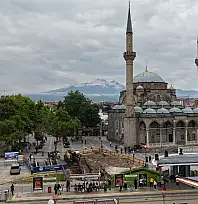 Cumhuriyet Meydanı'na 17 kişilik dev asansör geliyor