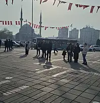 Cumhuriyet Meydanı'nda neler oluyor? Sesler bir anda yükseldi, meydan renklendi!