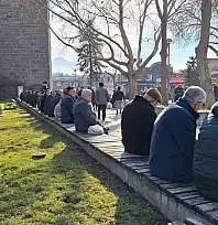 Emeklilere özel sigorta indirimi ve taksit fırsatı geliyor!
