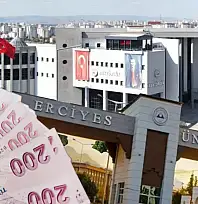 Erciyes Üniversitesi'nde binlerce personeli ilgilendiriyor: Banka promosyonu ihalesi hayal kırıklığı ile başladı!