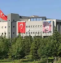 Erciyes Üniversitesi rekora koşuyor! Tarihin en yüksek puanı ile zirve yolunda…