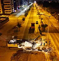 Erkilet Bulvarı'nda hummalı çalışma: Gece saatlerinde başladı!