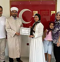 Filipinli Rowena Antone Develi'de Müslümanlığı seçti!