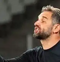 Galatasaray maçında Djalovic neden yok? Sam Mather kadroya alınmadı