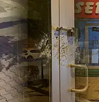 Gece yarısı çiğ köfte dükkanına pompalı saldırı: O anlar kamerada!