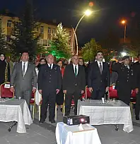 Gece yarısına kadar meydandan ayrılmadılar! Tomarza'da dikkat çeken buluşma