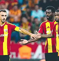 Gideon Jung'un Kayserispor'dan ayrılıyor mu? Transfer süreci hız kazanıyor!
