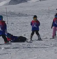 Karlı ve buzlu yollarda yürümenin püf noktaları!