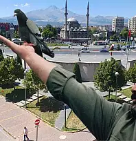 Kayseri bu konseri konuşacak: Ahmet Kaya'nın eserleri Erciyes'te yankılanacak!