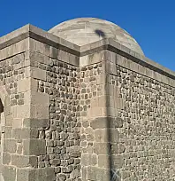 Kayseri'de 662 yıllık sır! Bu türbede yatan 3 kardeş kim?