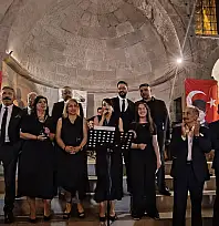 Kayseri'de Ahmet Arif'ten Attila İlhan'a, Sabahattin Ali'den günümüze uzanan gece