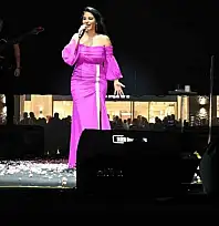 Kayseri'de festival coşkusu Zara ile sona erdi! Binlerce kişi finalde buluştu