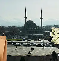 Kayseri'de hafta sonu adım atacak yer kalmadı!