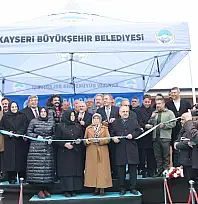 Kayseri'de Hayırsever–Belediye iş birliğinin yeni simgesi: Birdal Camii ibadete açıldı