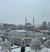 Kayseri'de kar yağışı başladı
