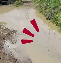 Kayseri'de mahalleliye ulaşım engeli: Yol çöktü!