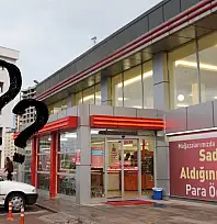 Kayseri'de markette 'sap-yaprak' krizi: Sapını kopardı, alışverişi iptal edildi!