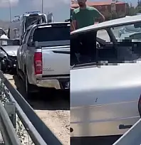 Kayseri'de otomobil ile kamyonet kafa kafaya çarpıştı!