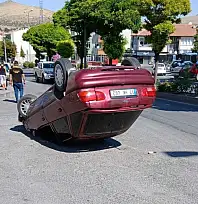Kayseri'de otomobil takla attı - Yaralı var!