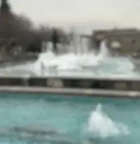 Kayseri'de soğuk hava onları da vurdu: Şehrin ortasında buz kesen görüntüler!