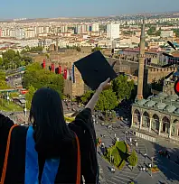 Kayseri'de üniversite okuyacaklara büyük kolaylık! Bu kampüste yok yok