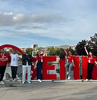 Kayseri'nin genç yeteneği 81 ili geride bıraktı: Ödülünü Kırşehir'de aldı!