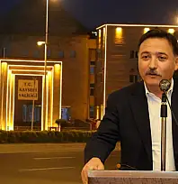 Kayseri Valisi Gökmen Çiçek'in görevine devam etmesi hakkında vatandaşlar ne düşünüyor?