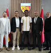 Kayserispor'da tarihi gün: Tahta açıldı, 15 transfer birden