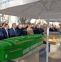 KAYSO Başkanı Mehmet Büyüksimitci'nin annesi toprağa verildi