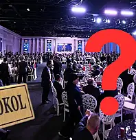 KAYSO Gecesinde protokol krizi!