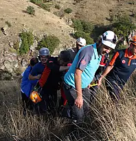 Kırlangıç Vadisi'nde hareketli dakikalar: 3 saat sonucunda şahıs kurtarıldı!