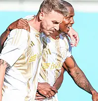 Önce direk, ardından Kayserispor golü! İstanbul'da 3 puan