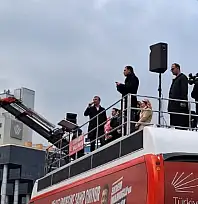 Özgür Özel Kayseri'de nasıl çıkış yaptı? Mitingde dikkat çeken anlar