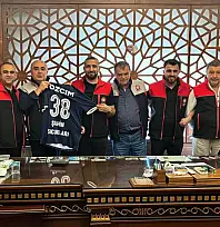 Şahin Sucukları şehrin değerlerine destek vermeyi sürdürüyor