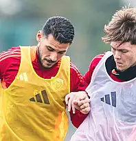 Taraftar tribünden çağırdı, sahaya girdi! Herkes Sam Mather'i merak ediyor