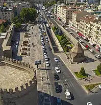 TOKİ Kayseri'de 9 konut ve 8 iş yerini satışa çıkarıyor!