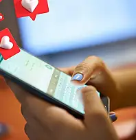 WhatsApp sosyal medyaya dönüyor: Telefon numarası tarih oluyor!