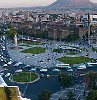 Yaşlılık sigortası gündeme geldi – Peki, içeriğinde neler var?